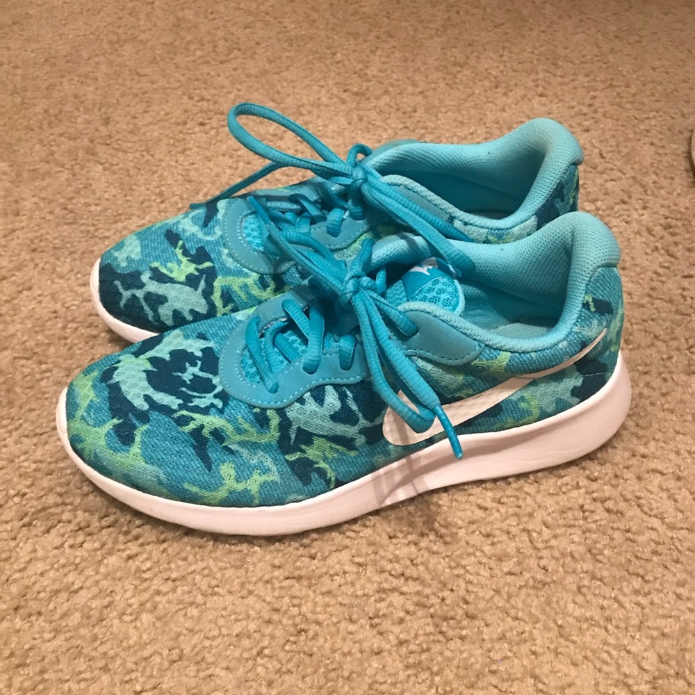 Nike shoes